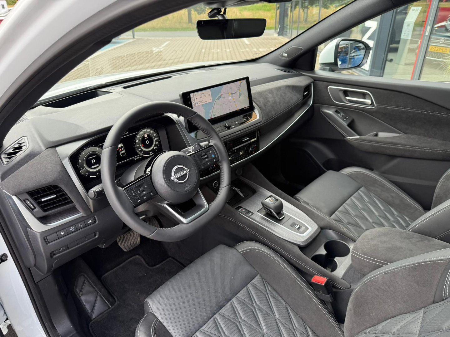 Nissan Nissan