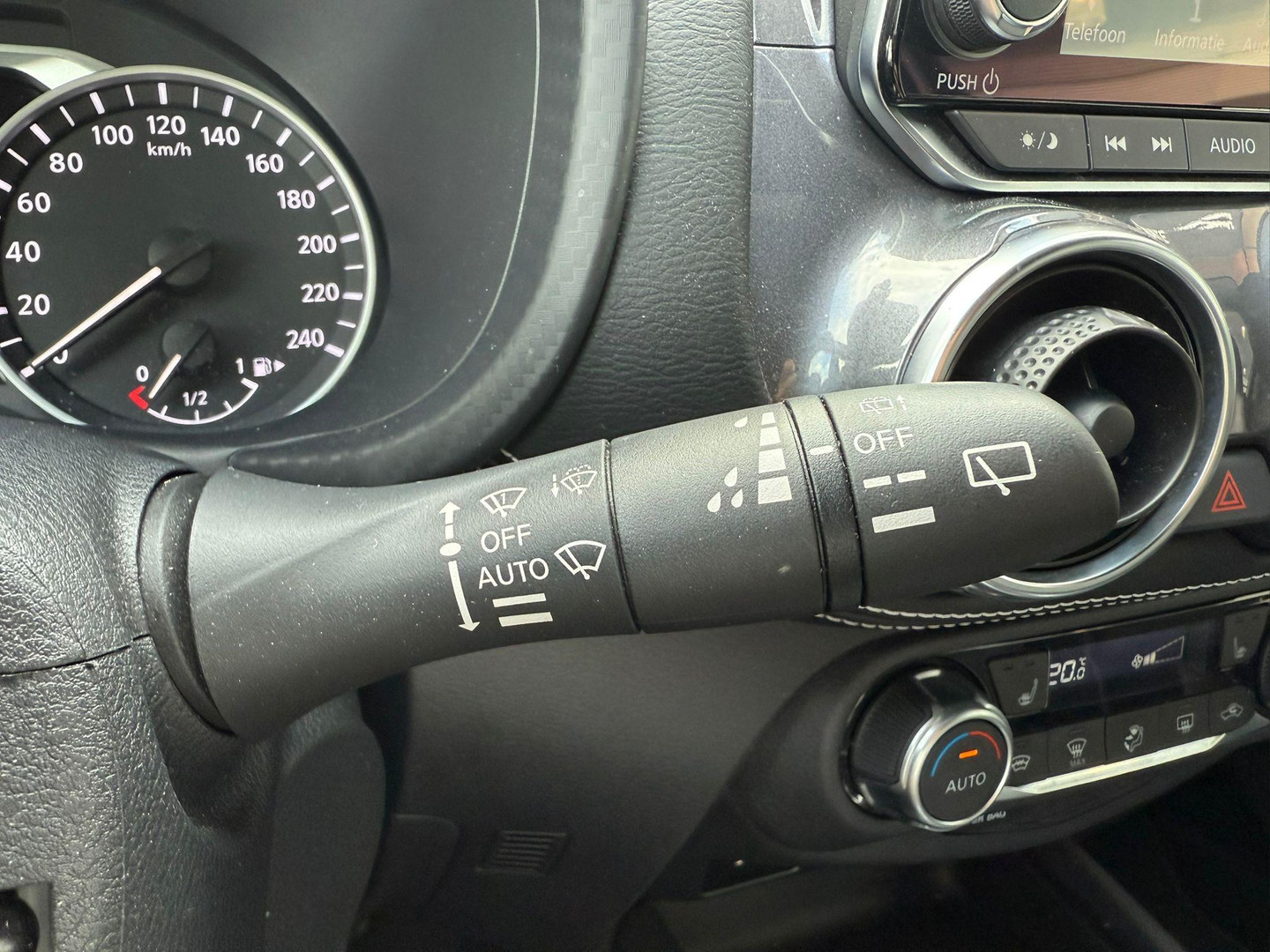 Nissan Nissan