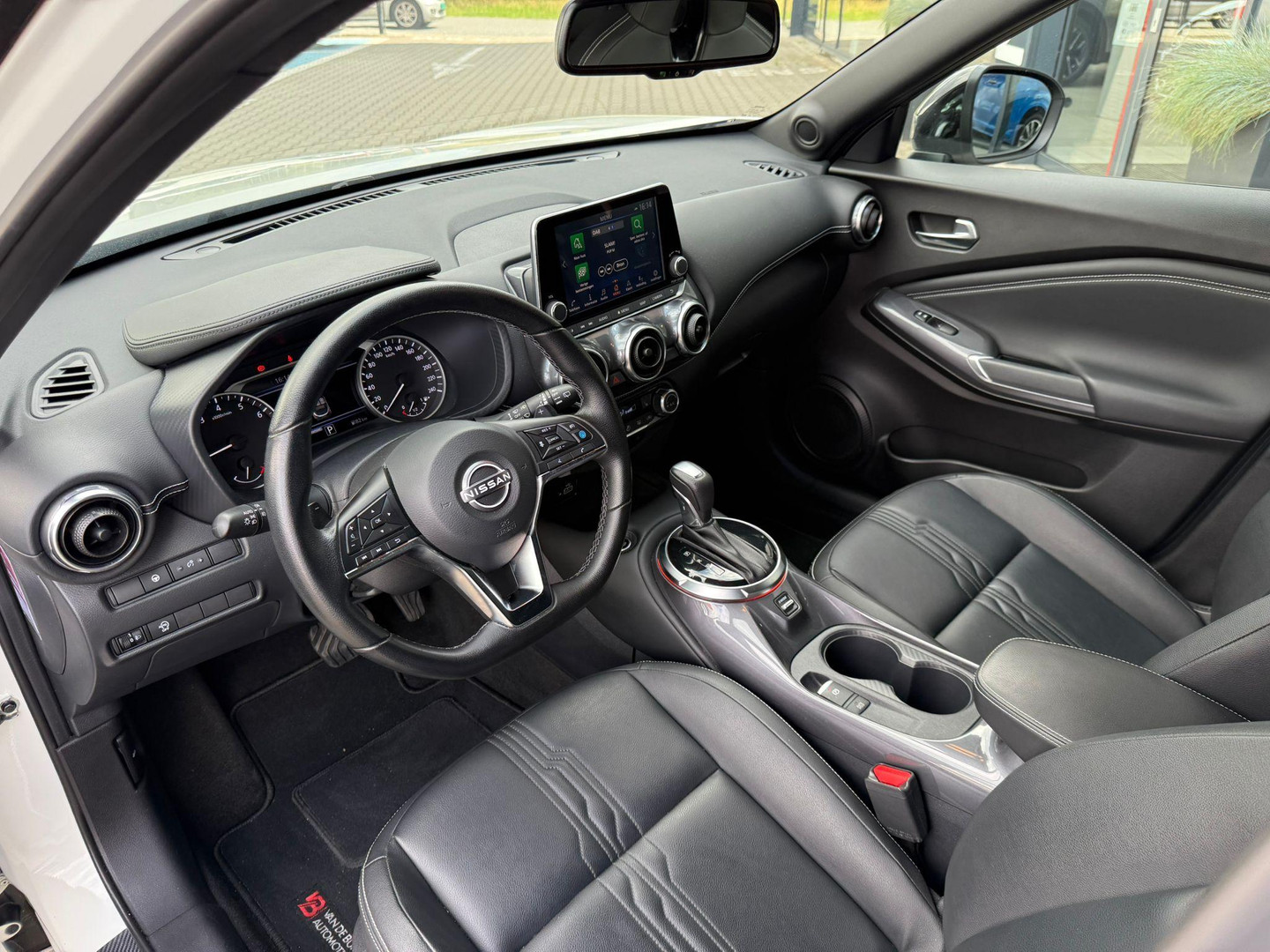 Nissan Nissan