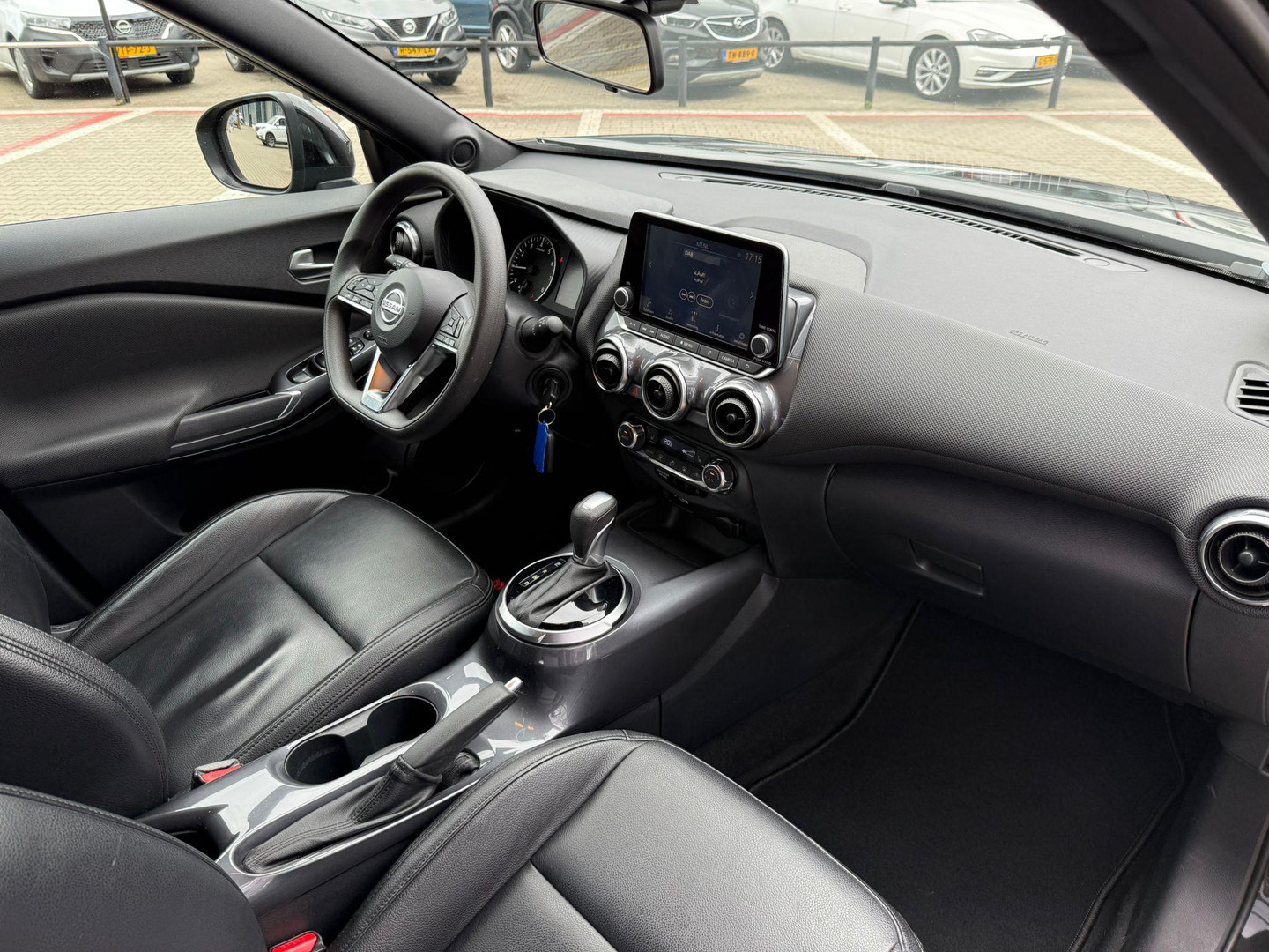 Nissan Nissan