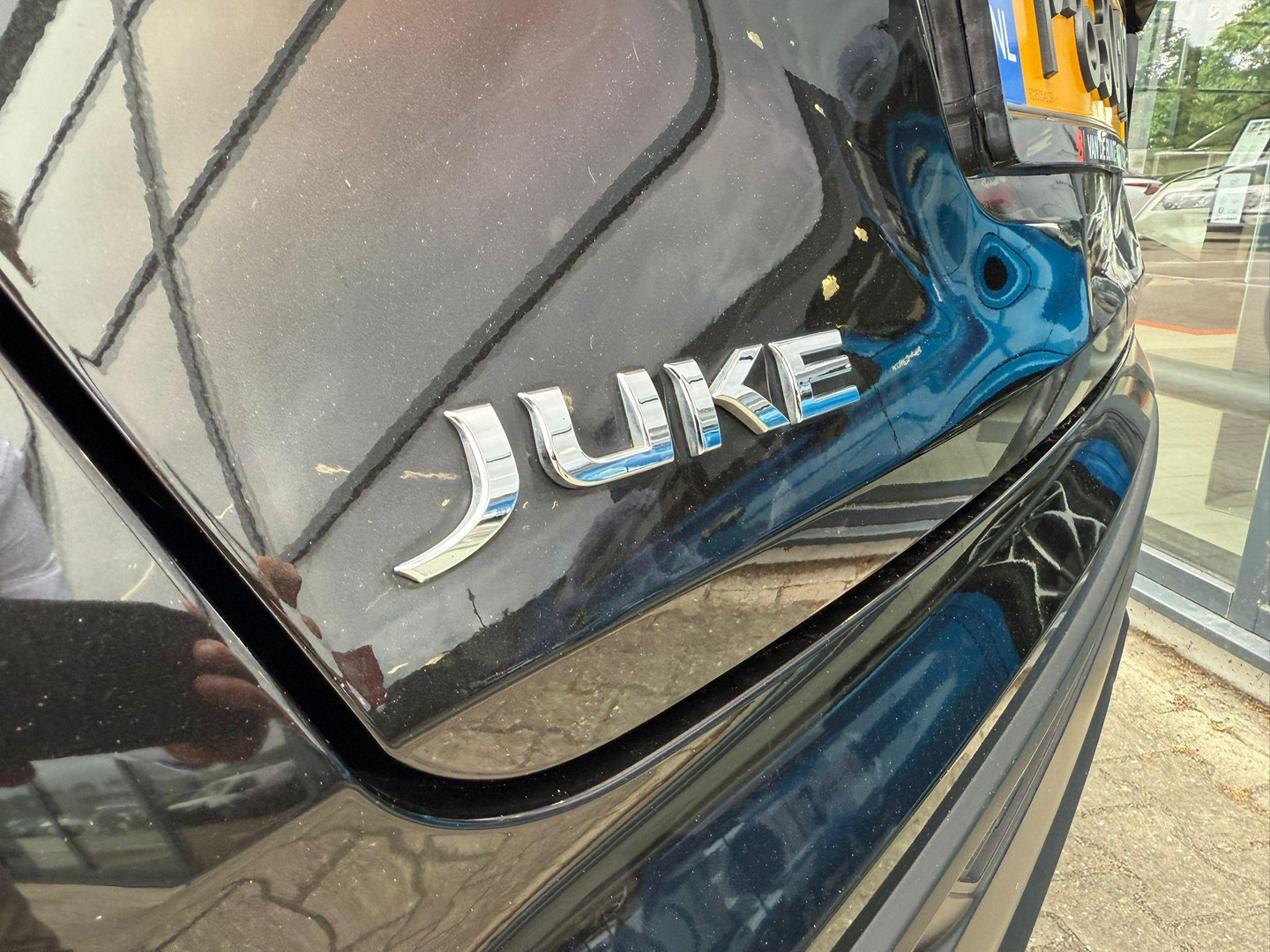 Nissan Nissan