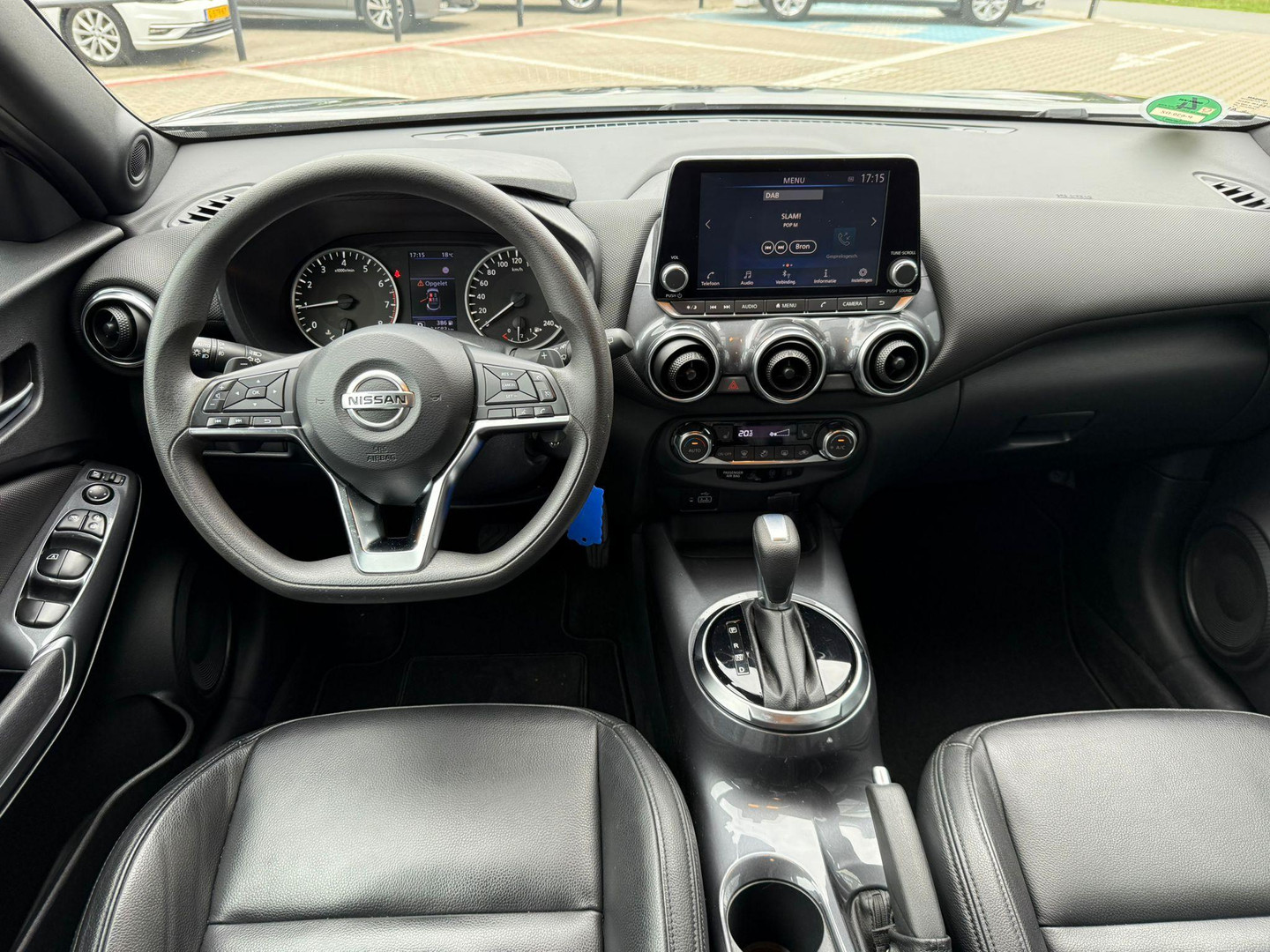 Nissan Nissan