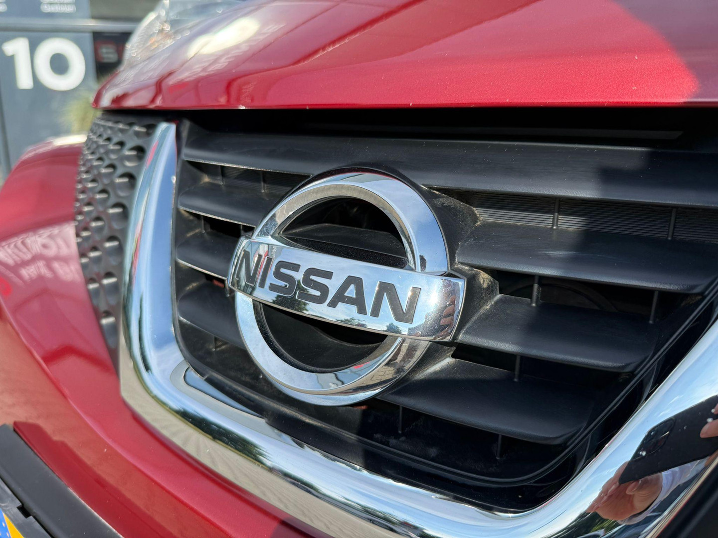 Nissan Nissan