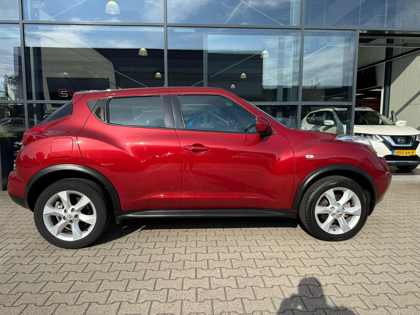 Nissan Nissan