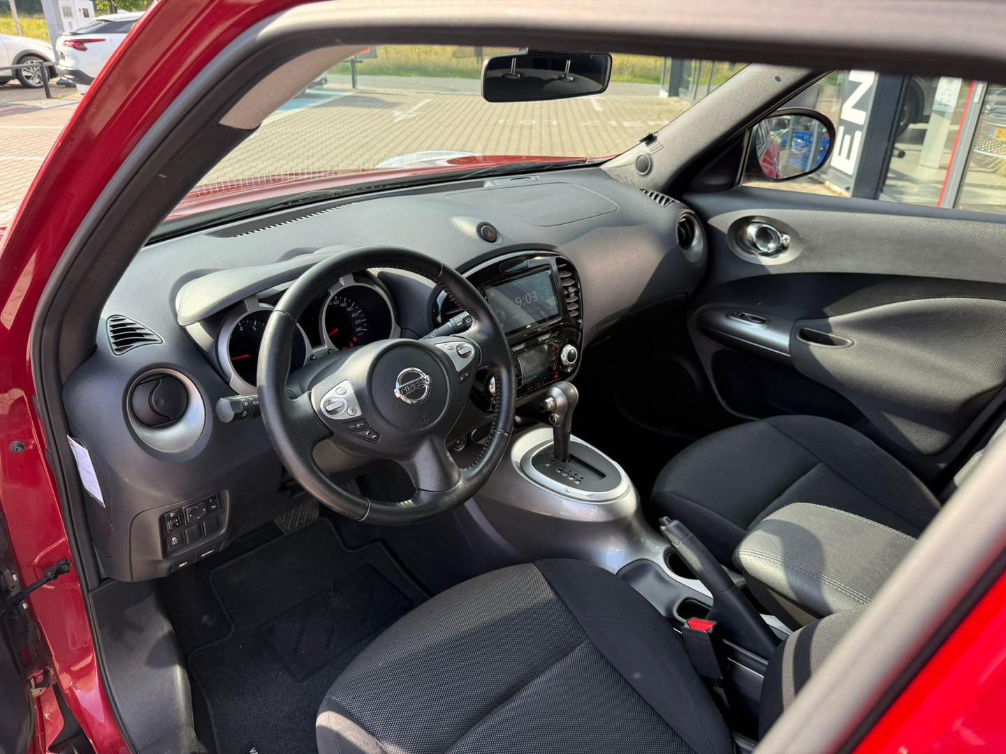 Nissan Nissan