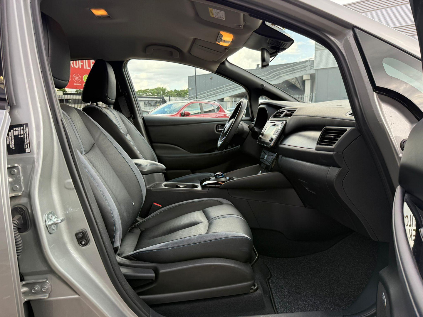Nissan Nissan