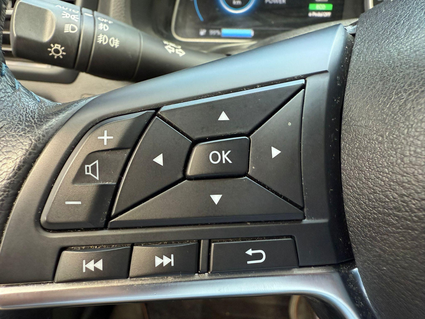Nissan Nissan