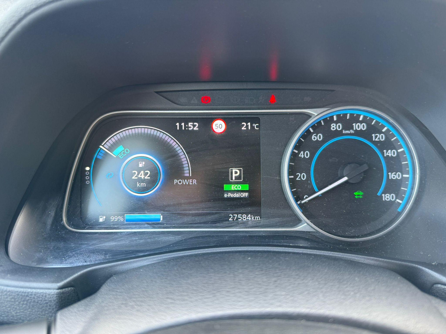 Nissan Nissan