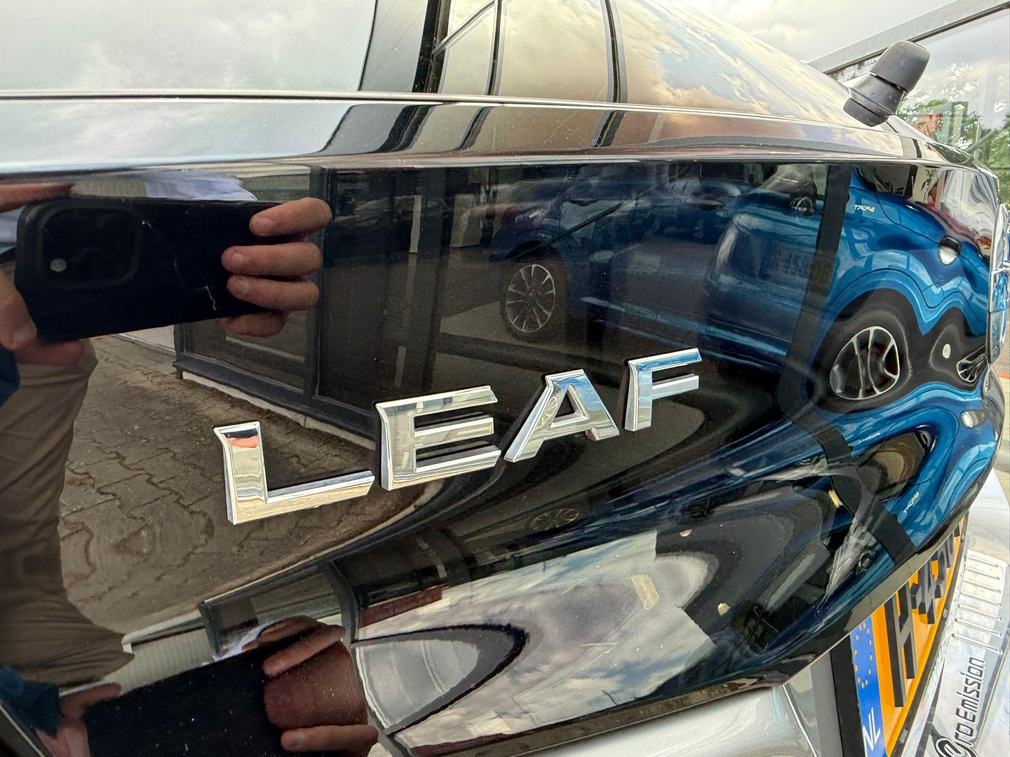 Nissan Nissan