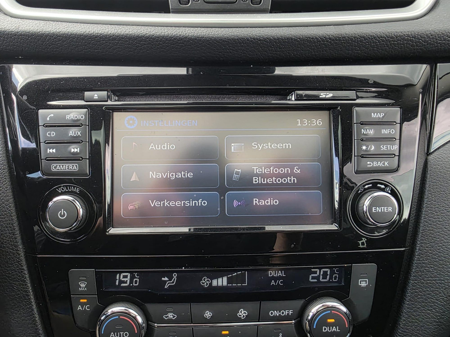 Nissan Nissan