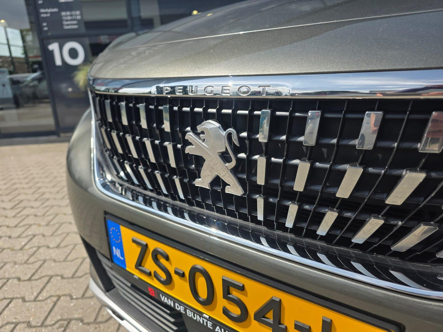 Peugeot Peugeot