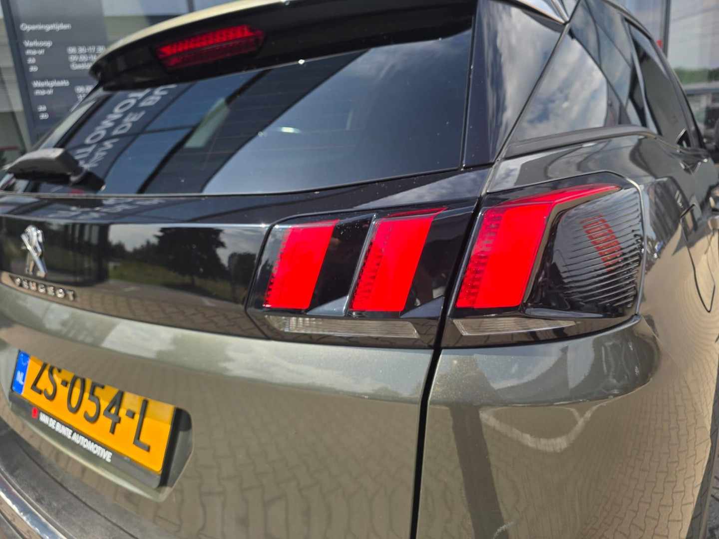 Peugeot Peugeot