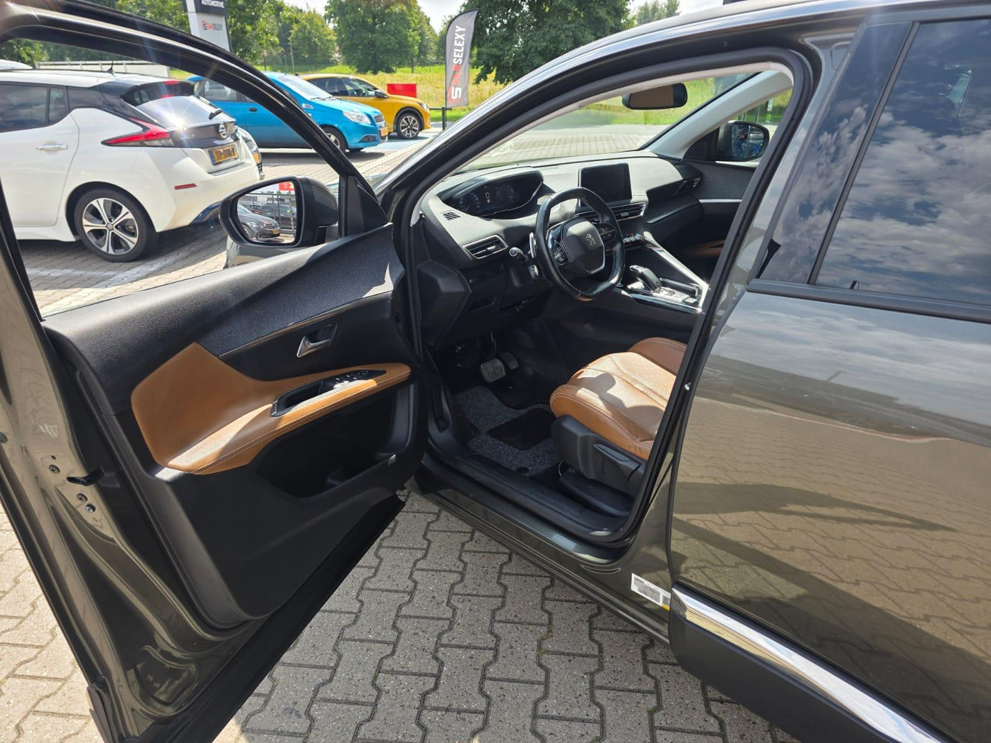Peugeot Peugeot
