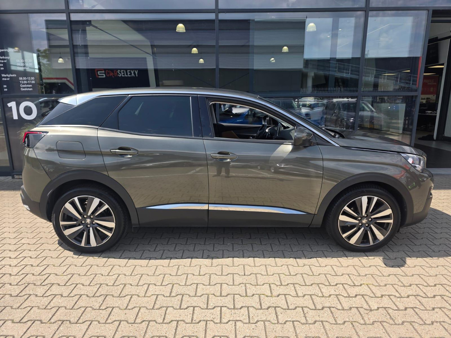 Peugeot Peugeot