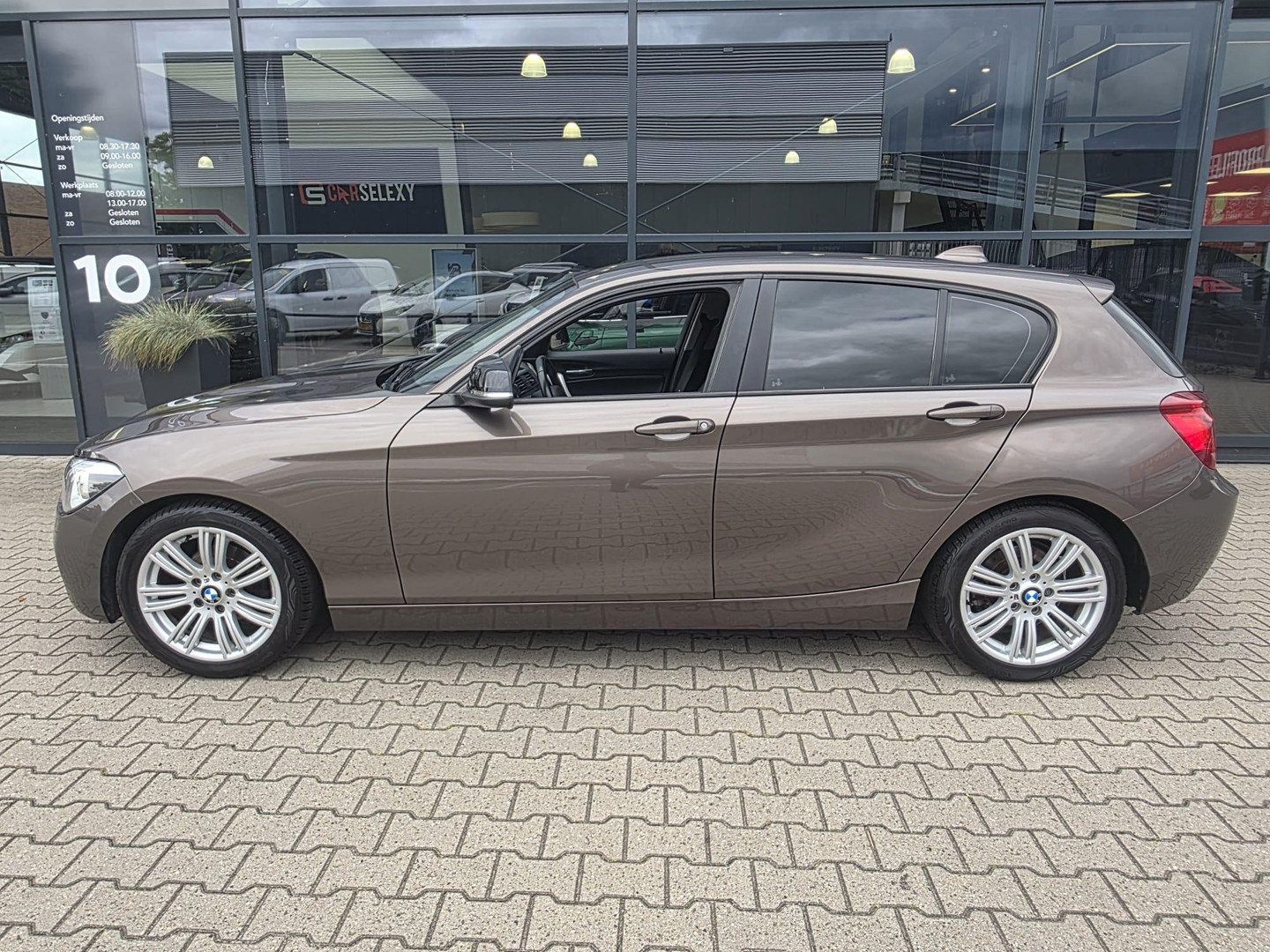 BMW BMW