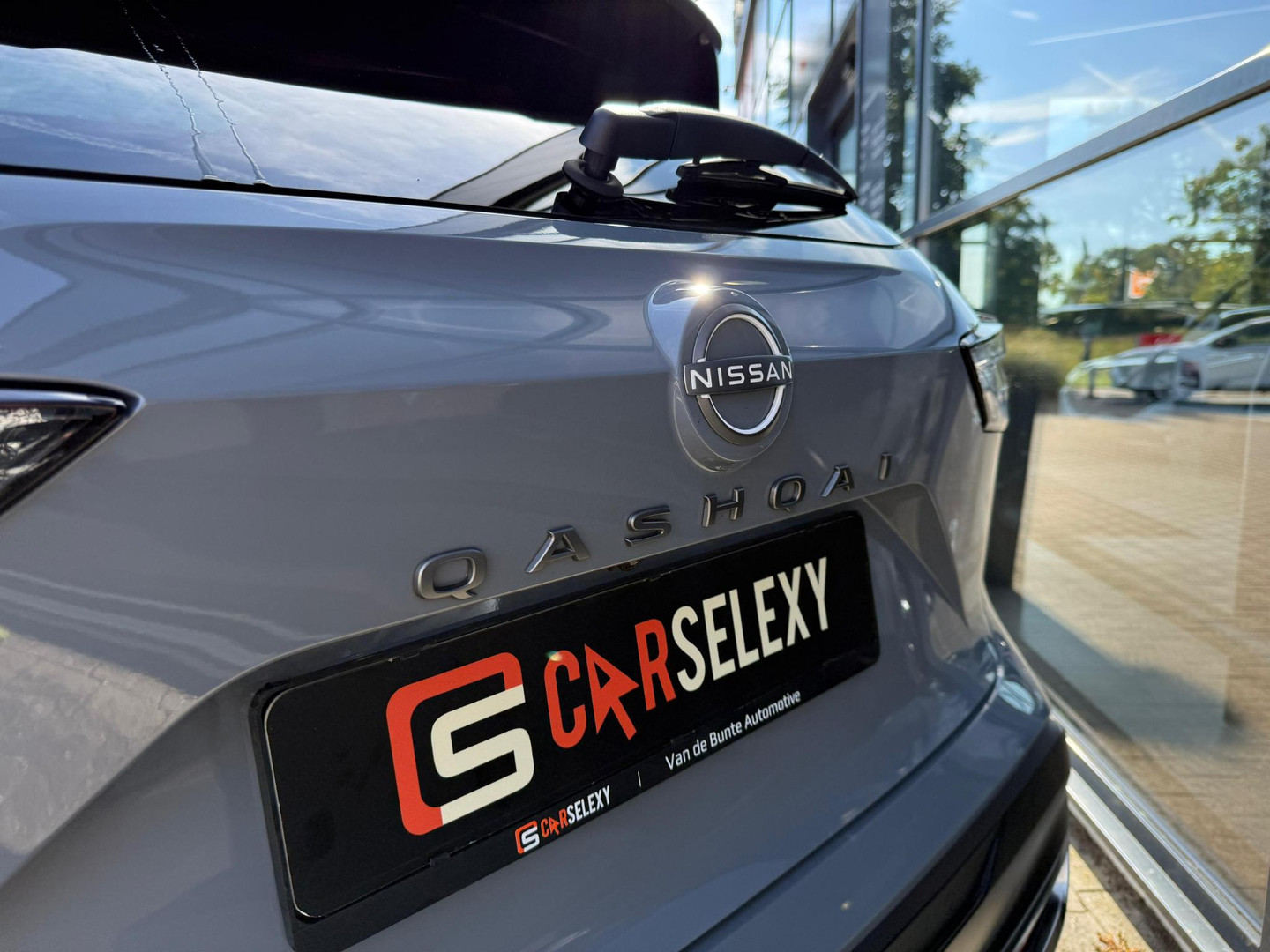 Nissan Nissan