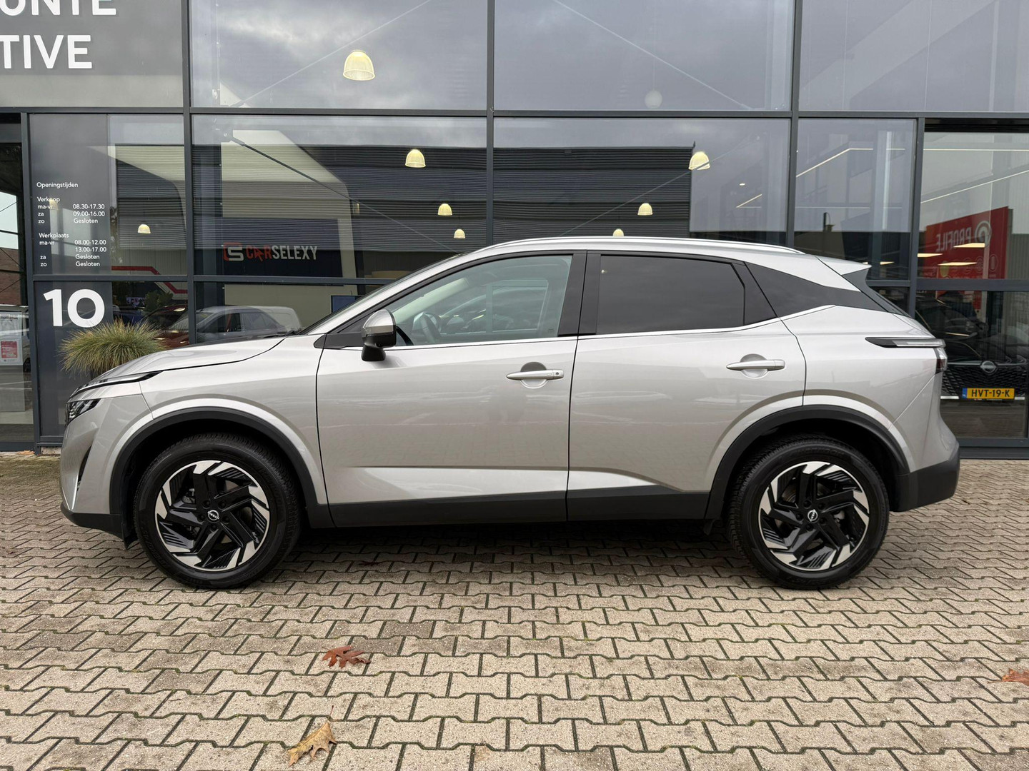Nissan Nissan
