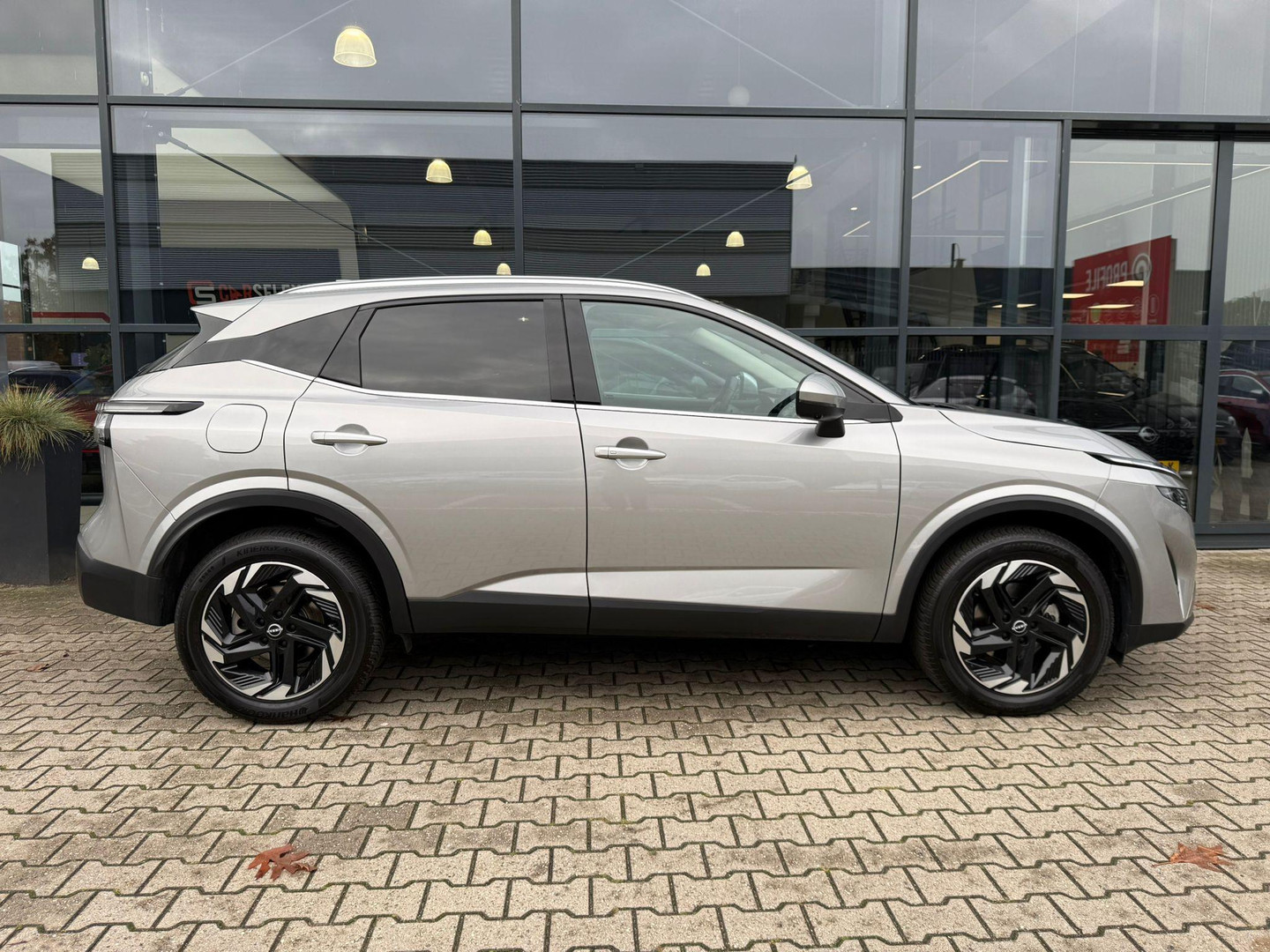 Nissan Nissan