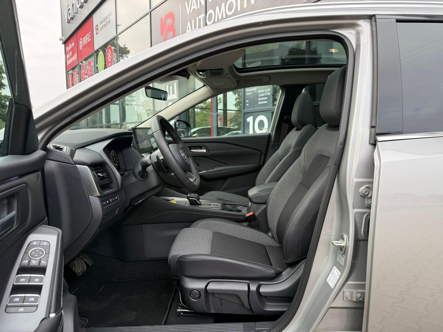 Nissan Nissan