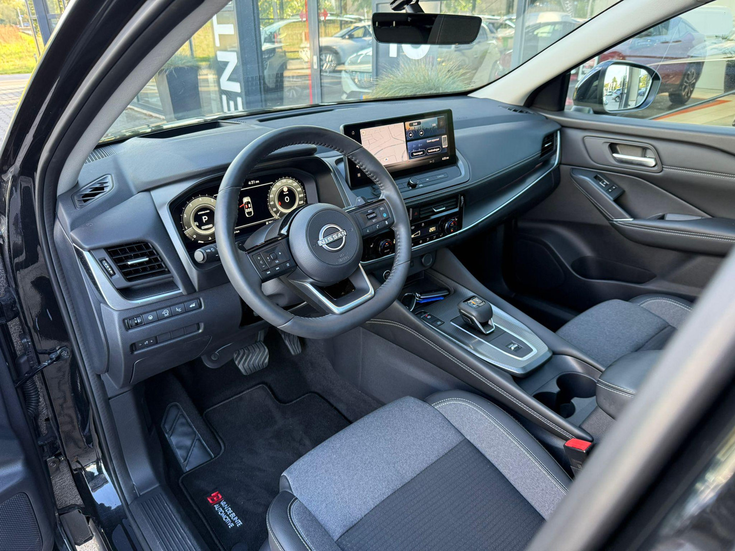 Nissan Nissan