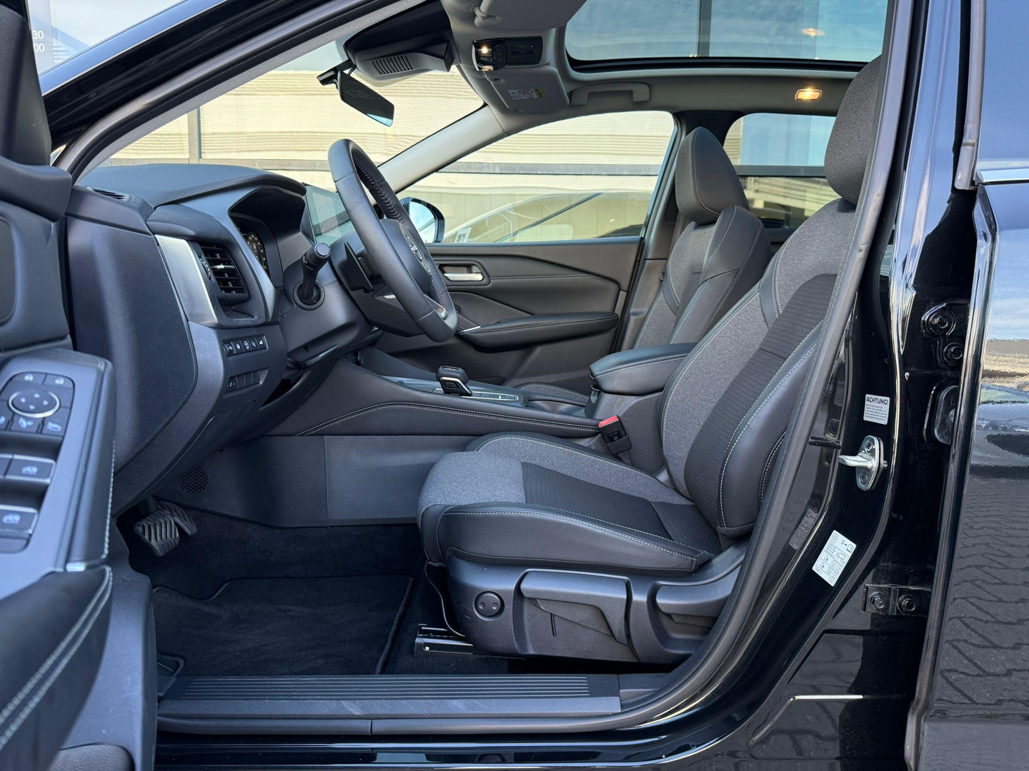 Nissan Nissan