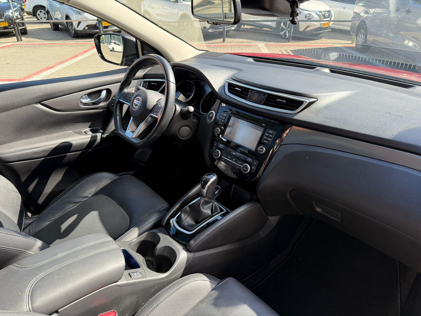 Nissan Nissan