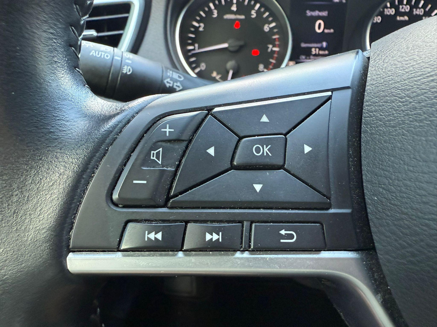 Nissan Nissan