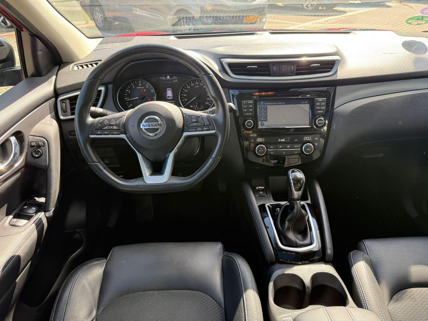 Nissan Nissan