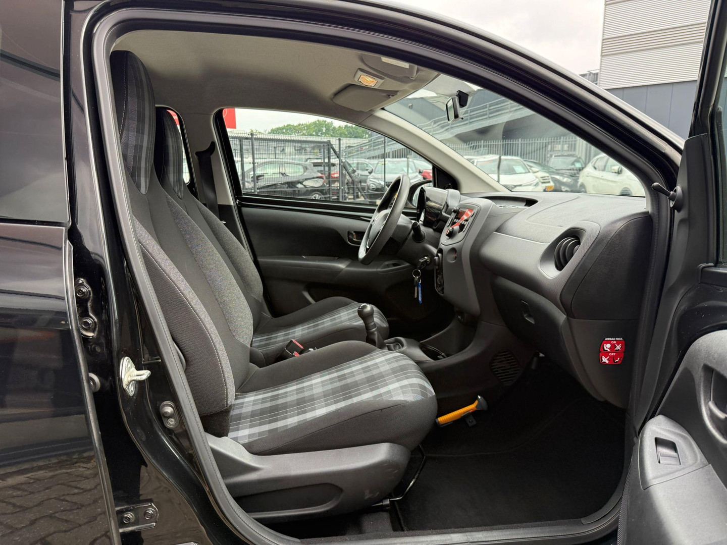 Peugeot Peugeot