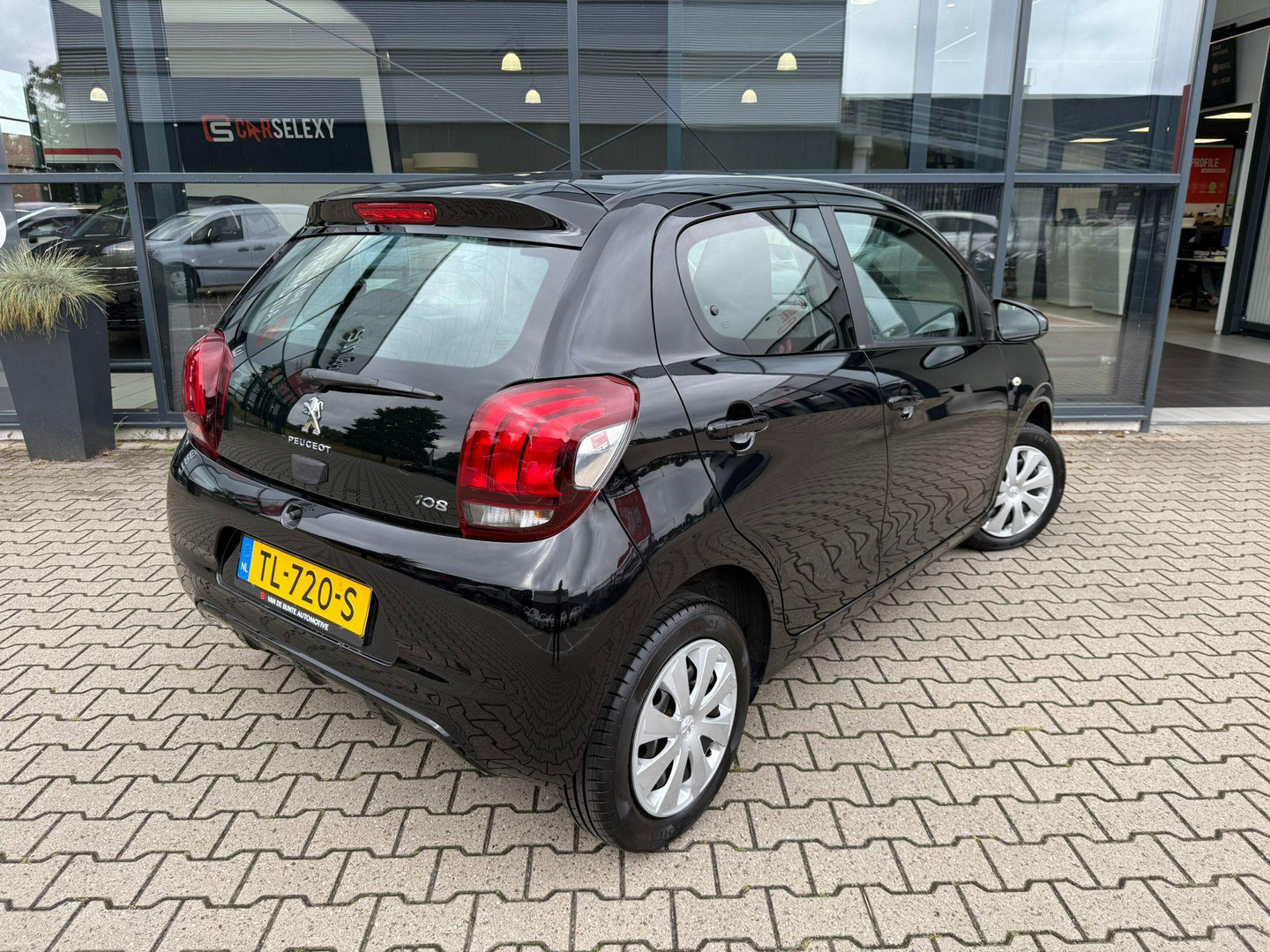 Peugeot Peugeot