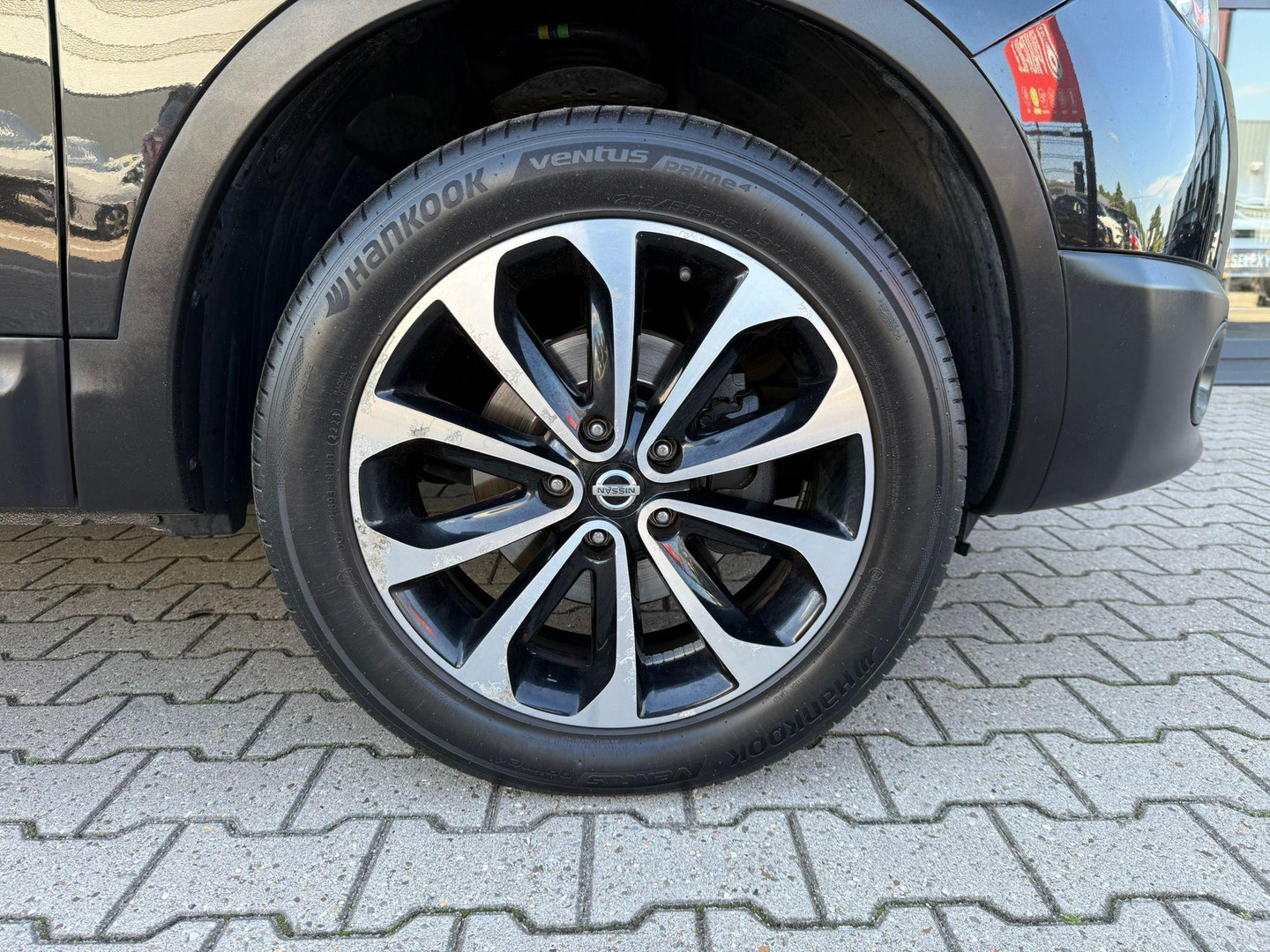 Nissan Nissan