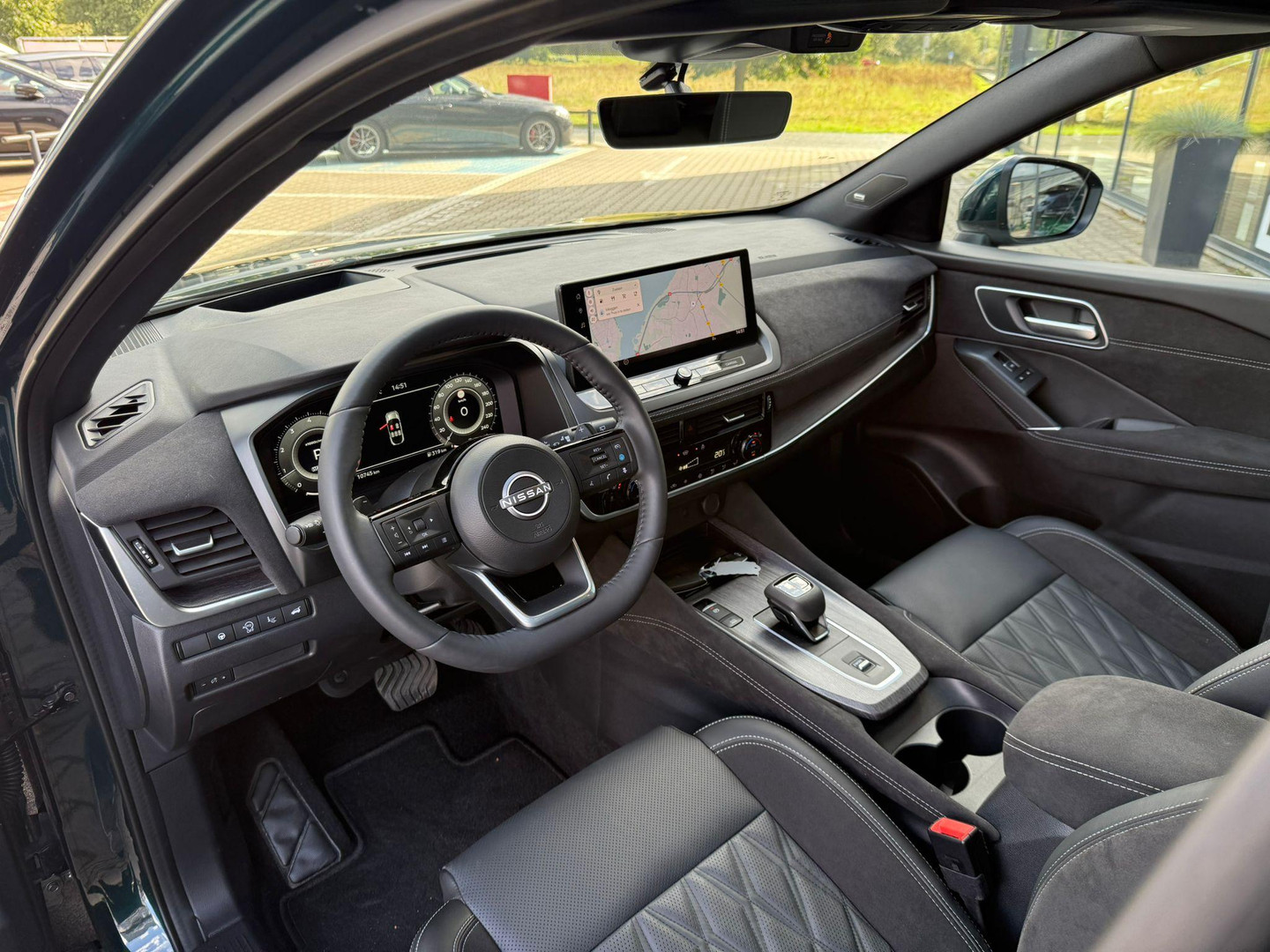 Nissan Nissan