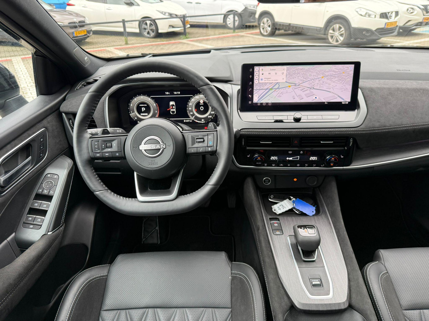 Nissan Nissan