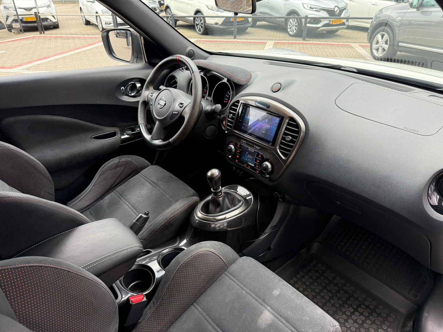 Nissan Nissan