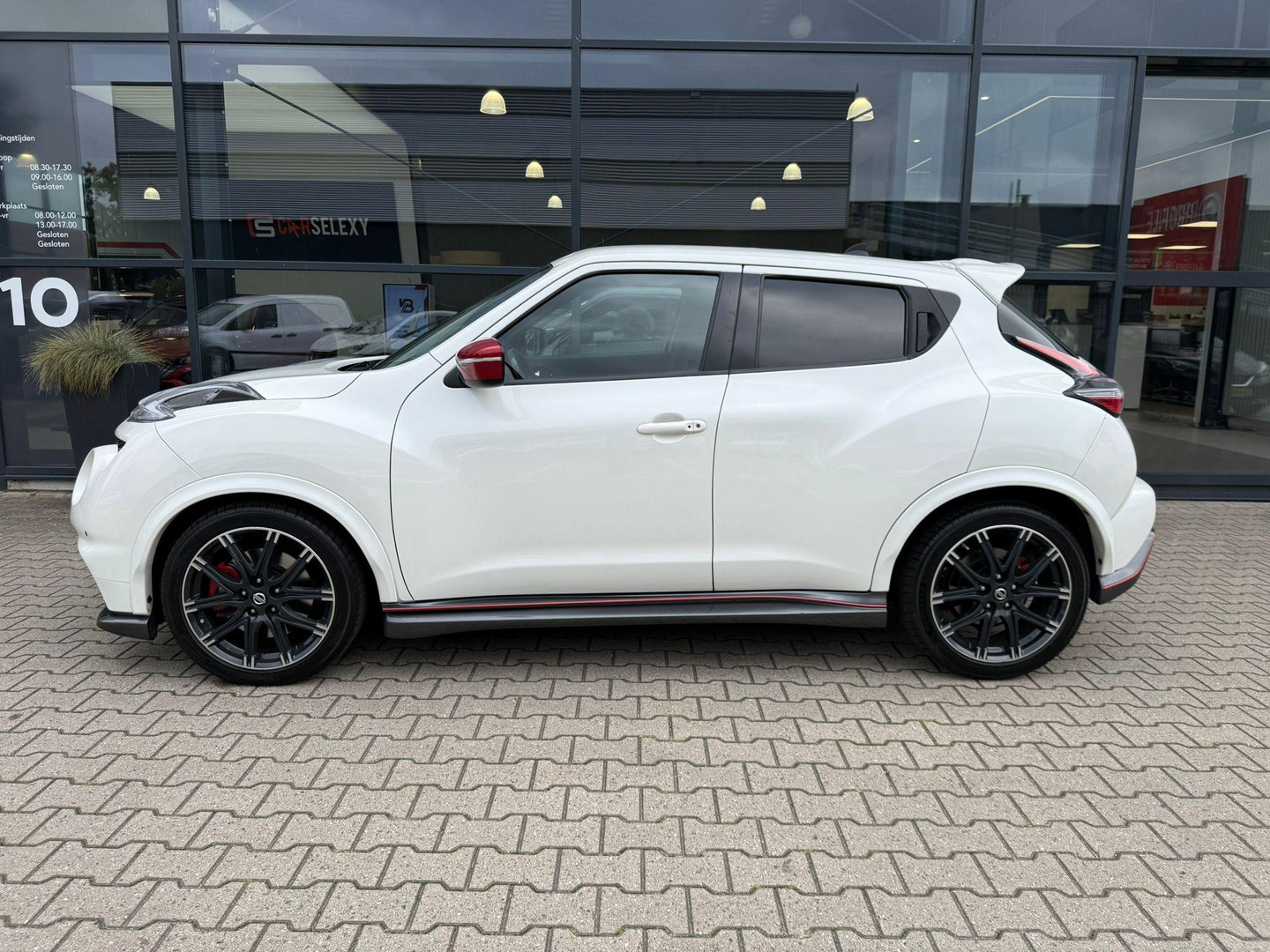 Nissan Nissan