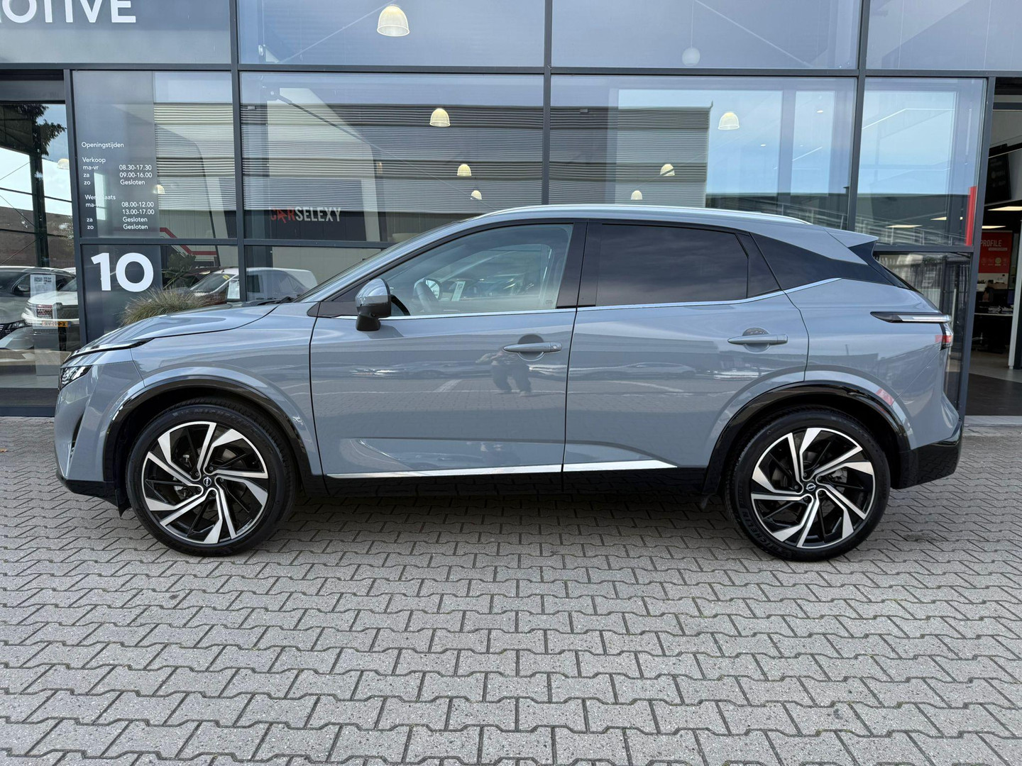 Nissan Nissan