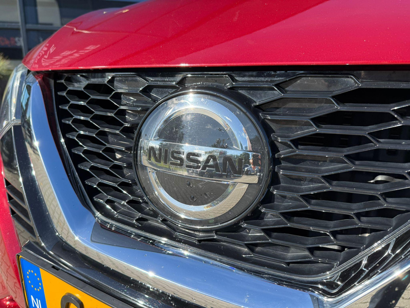 Nissan Nissan