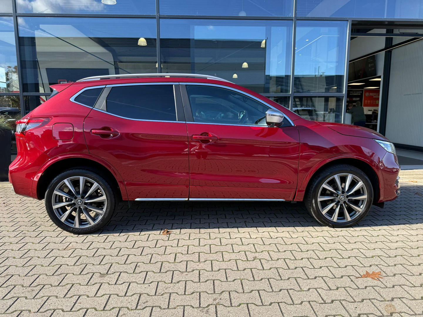 Nissan Nissan
