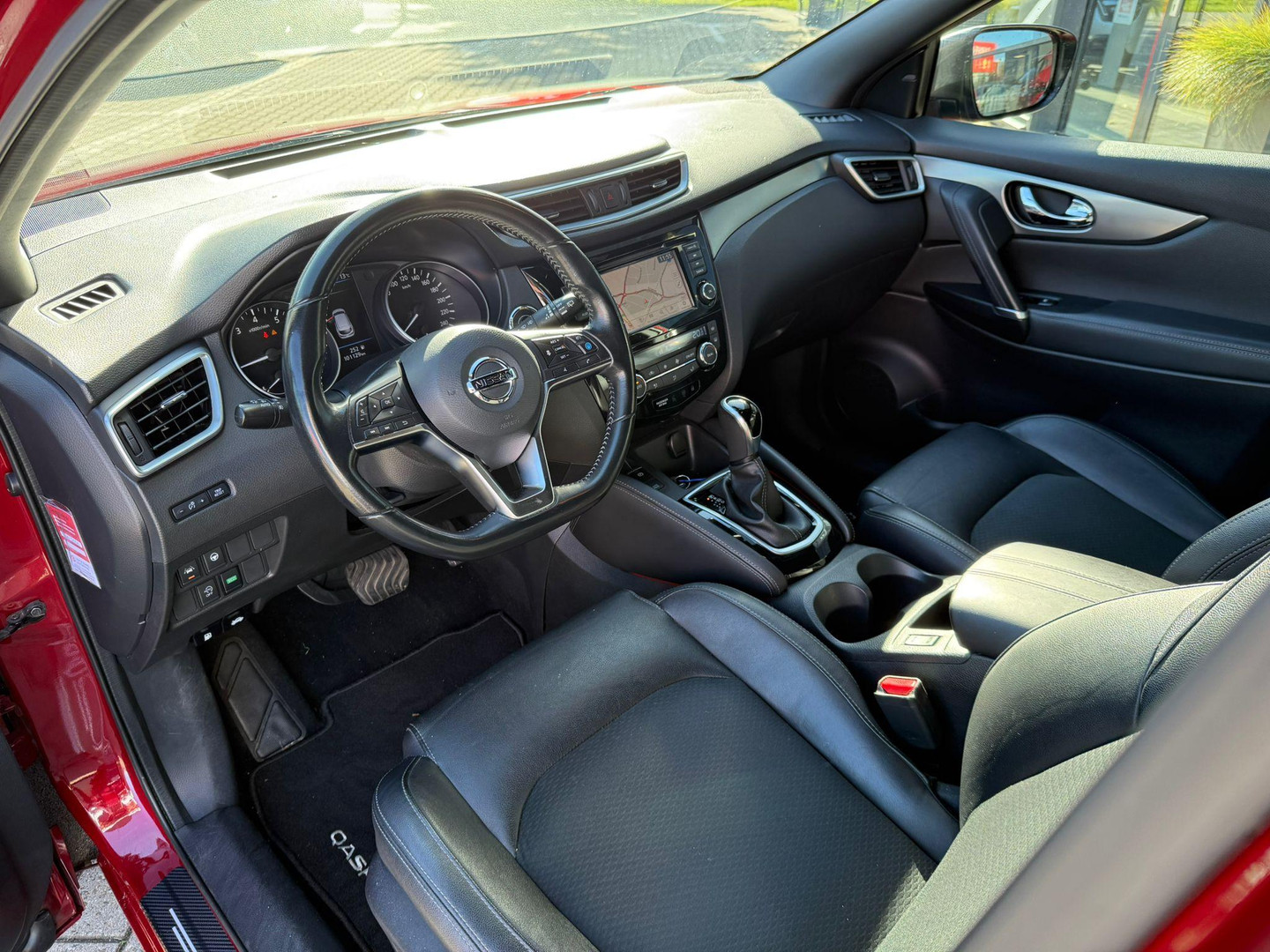 Nissan Nissan