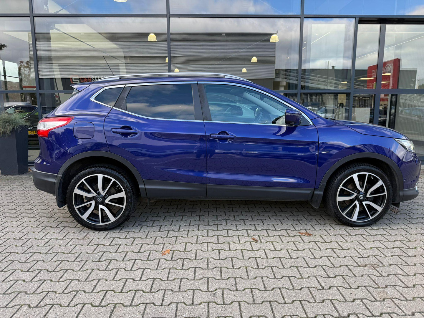 Nissan Nissan