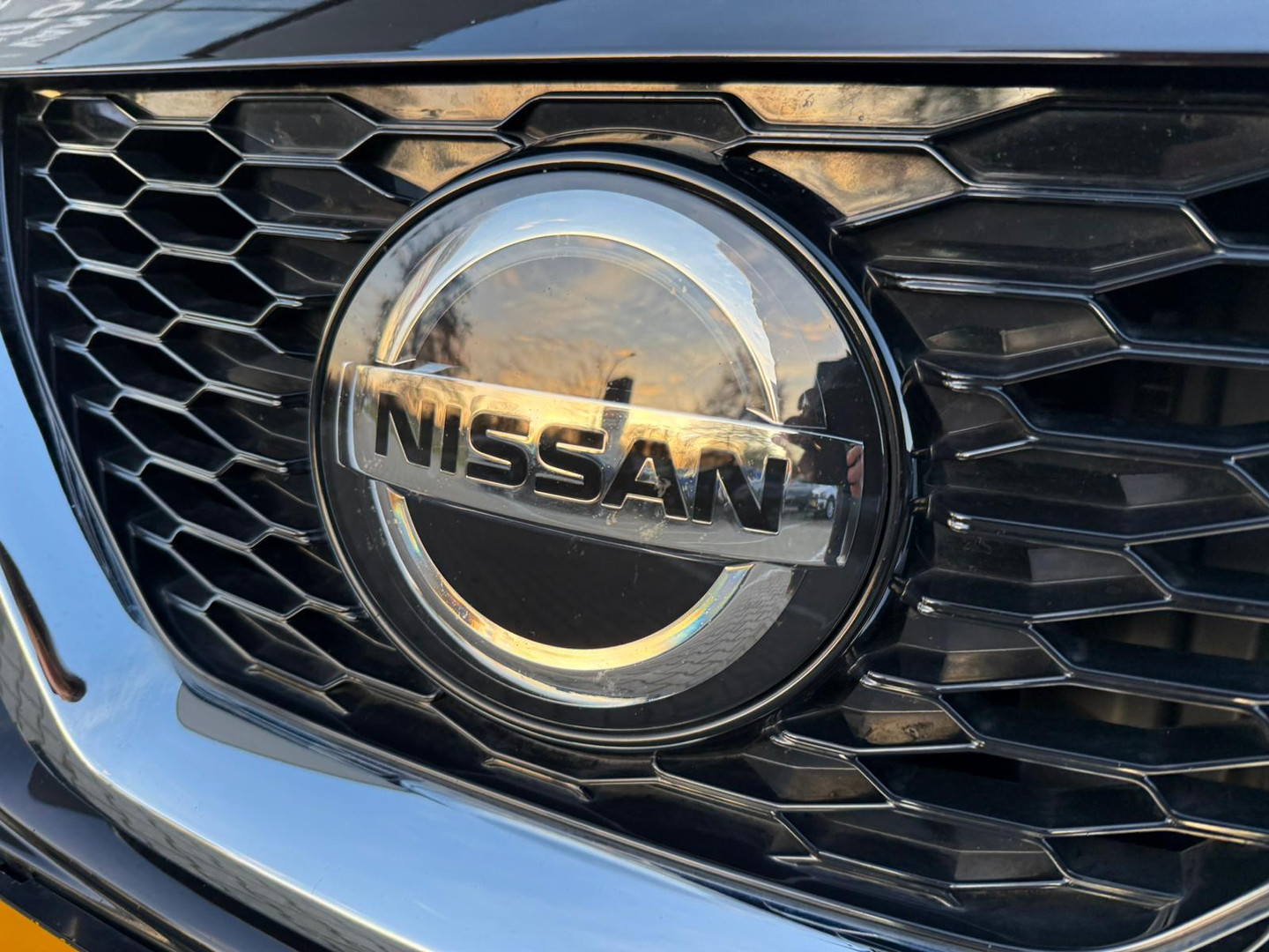Nissan Nissan
