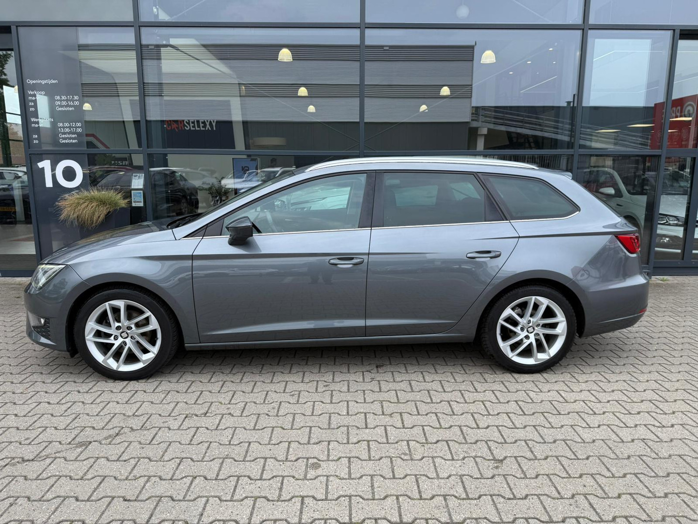SEAT