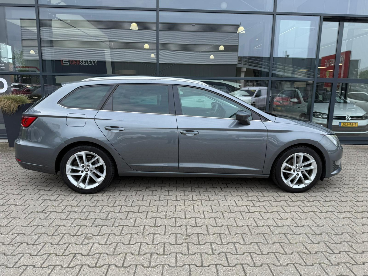SEAT
