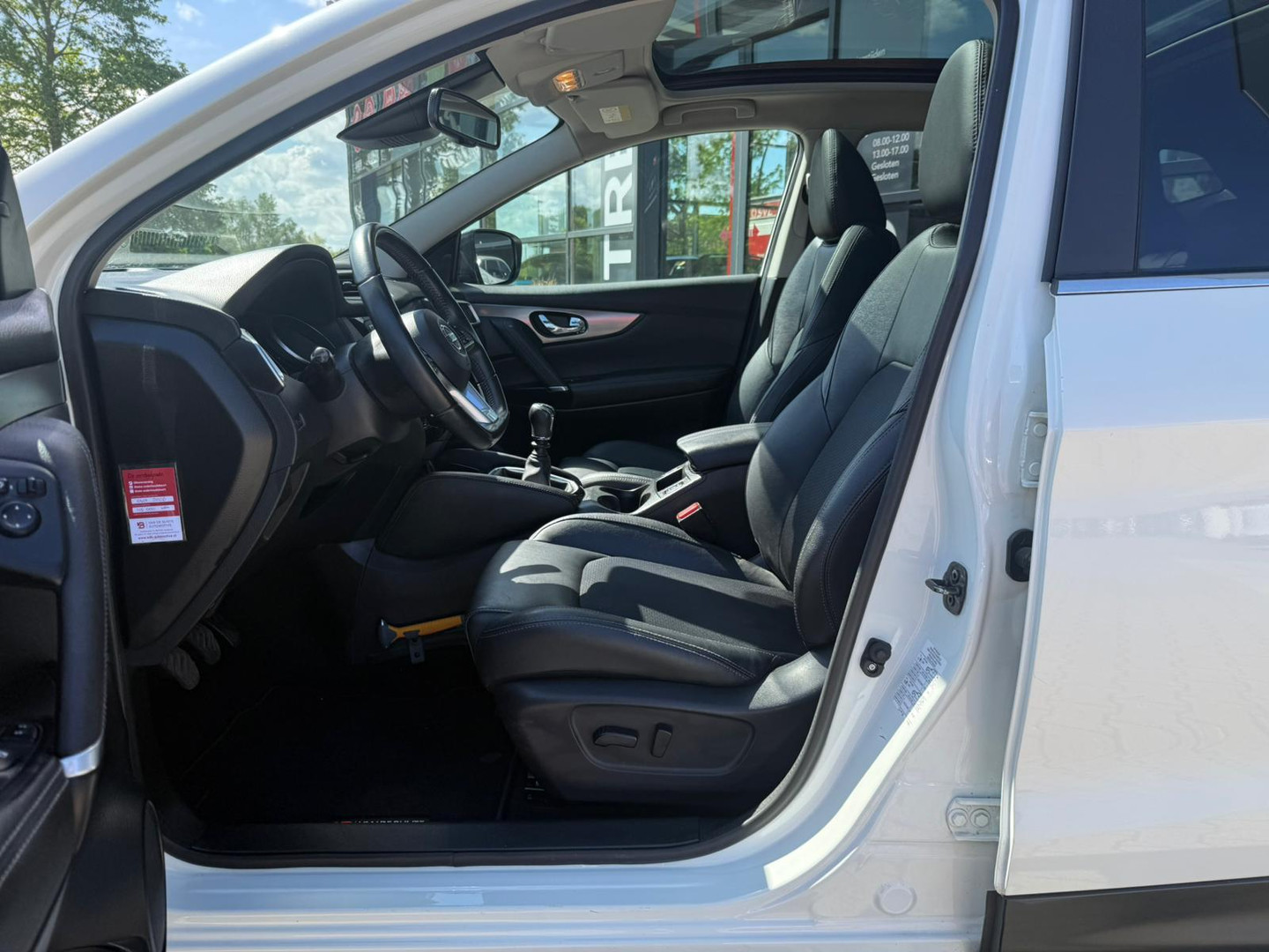 Nissan Nissan