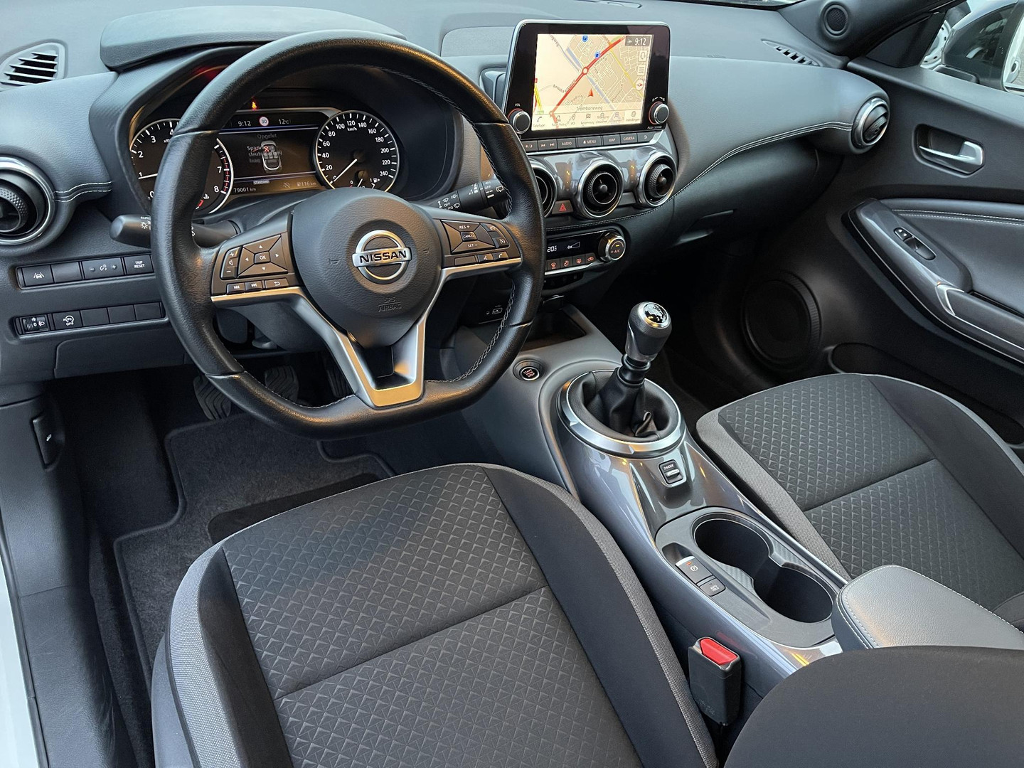 Nissan Nissan