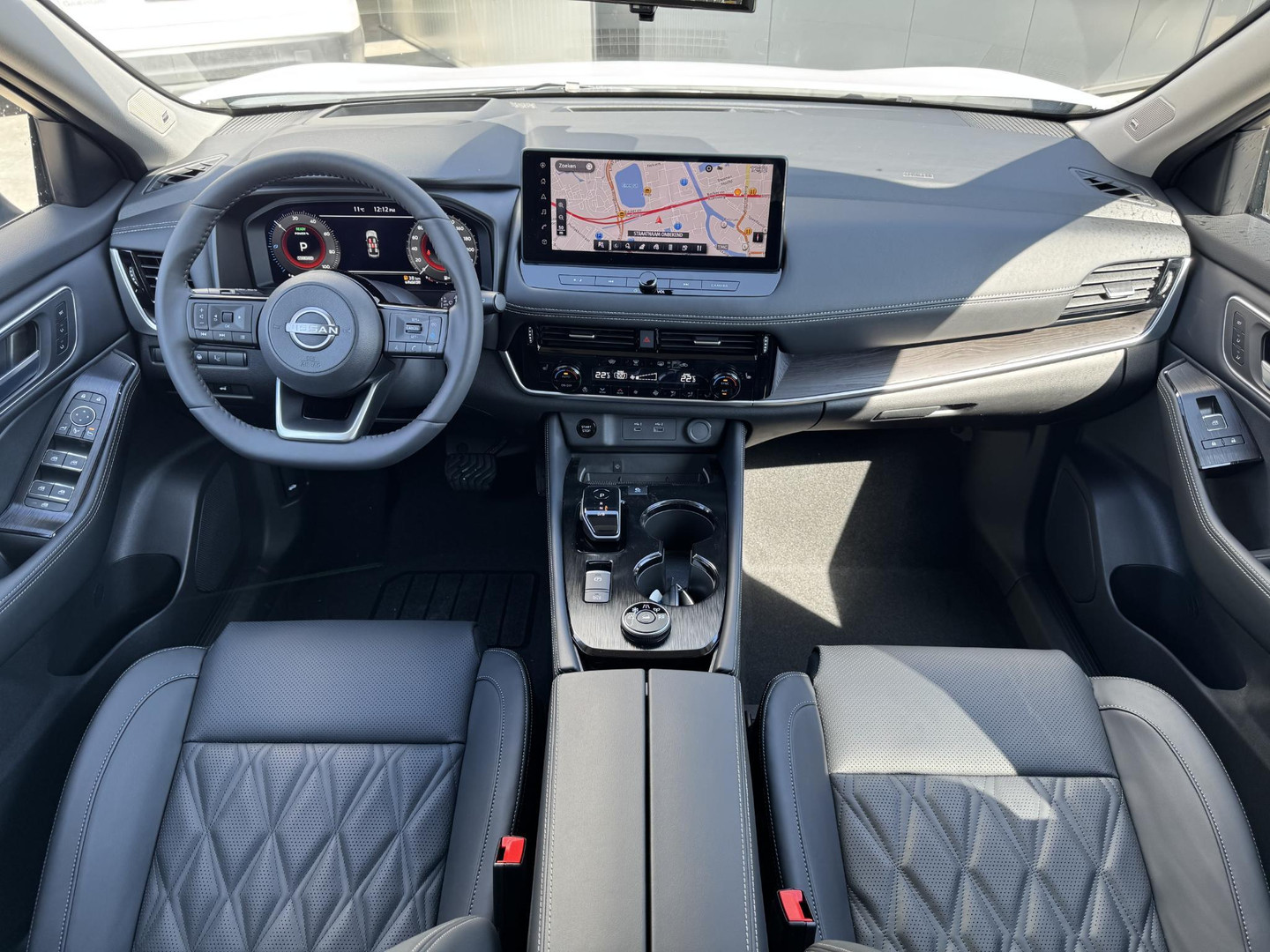 Nissan Nissan
