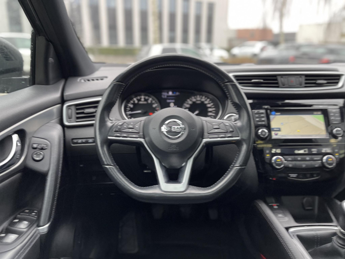 Nissan Nissan