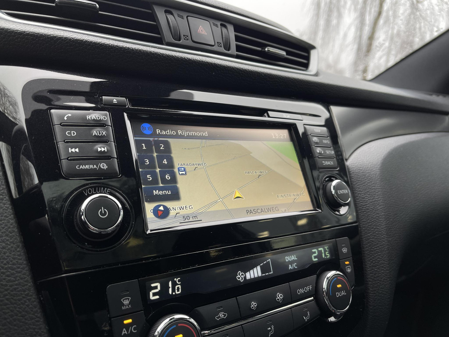 Nissan Nissan
