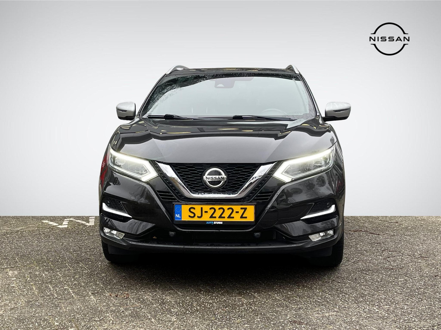 Nissan Nissan