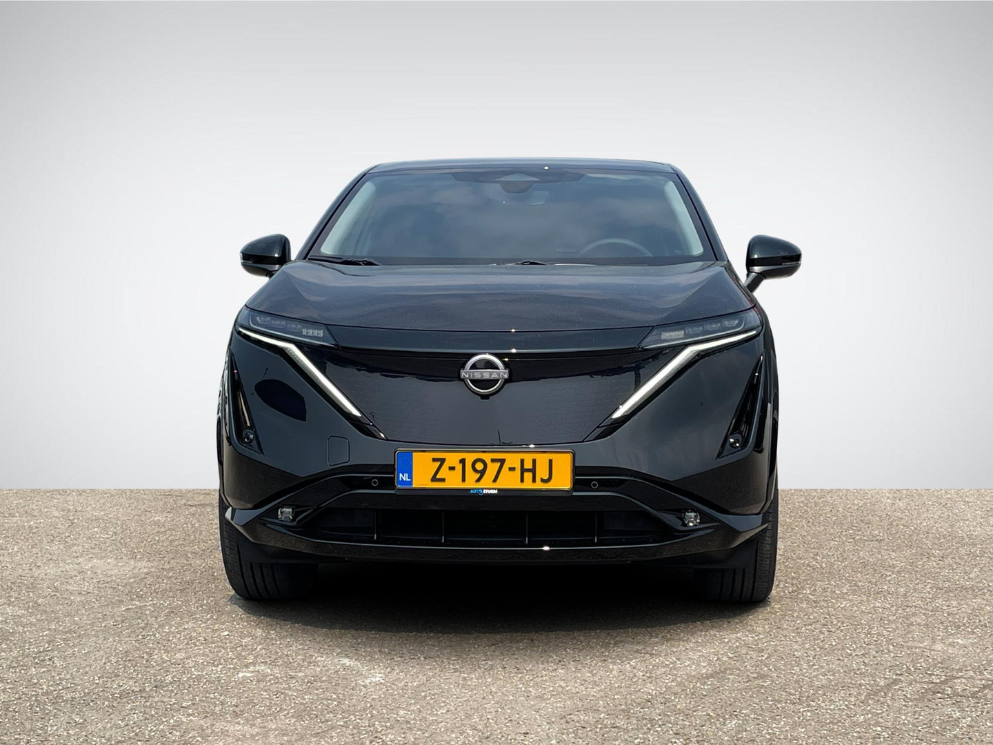 Nissan Nissan